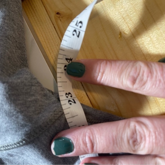 LULULEMON grey cowlneck sweatshirt size 6 - Picture 3 of 7